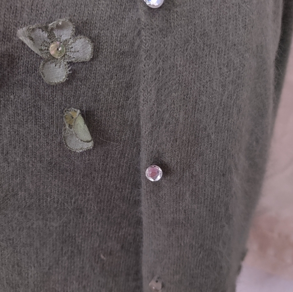 Angora/Rabbit Hair Nicole Miller Green sweater Twinset. Size L (fits like M) - Picture 3 of 7